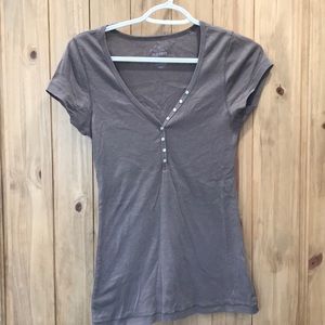 Simple v neck t shirt